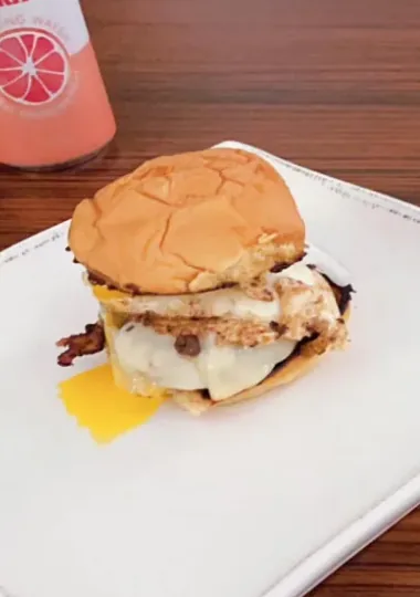 Breakfast burger